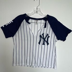 PINK YANKEES CROP TOP SIZE SMALL